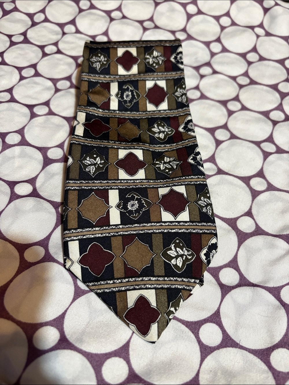 Stylish Men's Geometric Tie in Burgundy, Black & Brown